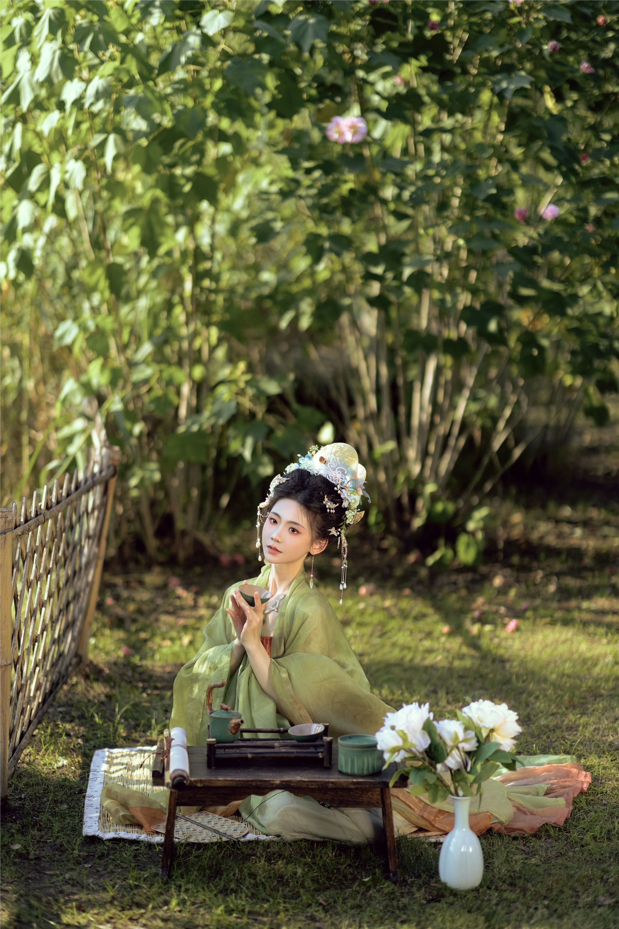 YITUYU艺图语 2025.01.06 芙蓉送秋 我不是肚子-3-